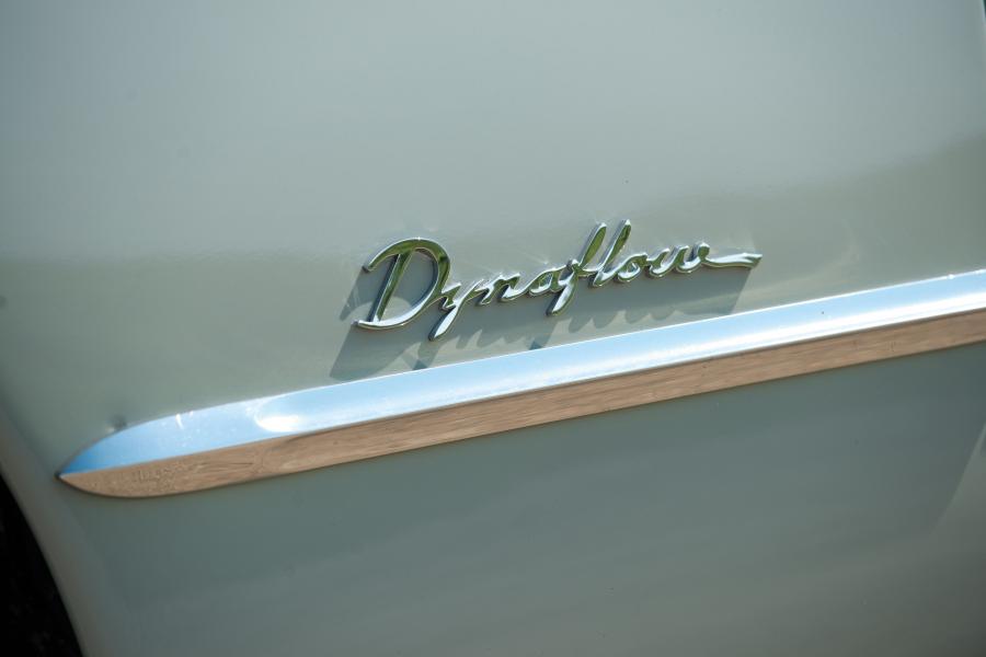  Buick Roadmaster Sedan 1948 года  (фото 16 из 26)